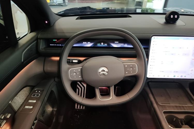 Used Nio ES8 2026 Model 6-seat Executive Luxury Edition Steering Wheel