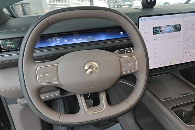 Used Nio ES8 2026 Model 6-seat Executive Signature Edition Steering Wheel