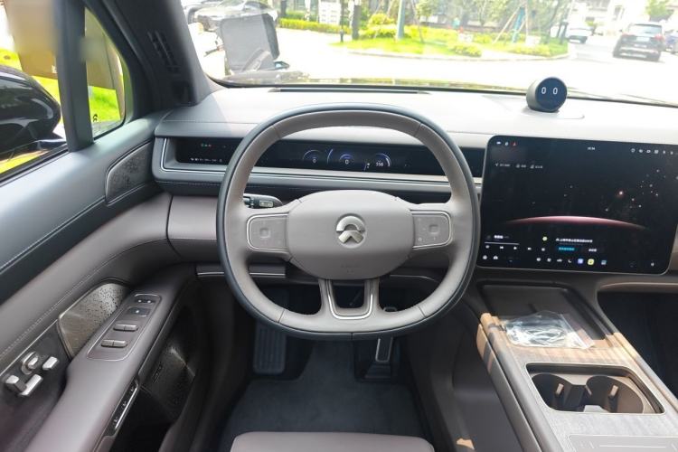 Used Nio ES8 2026 Model 6-seat Executive Signature Edition Steering Wheel