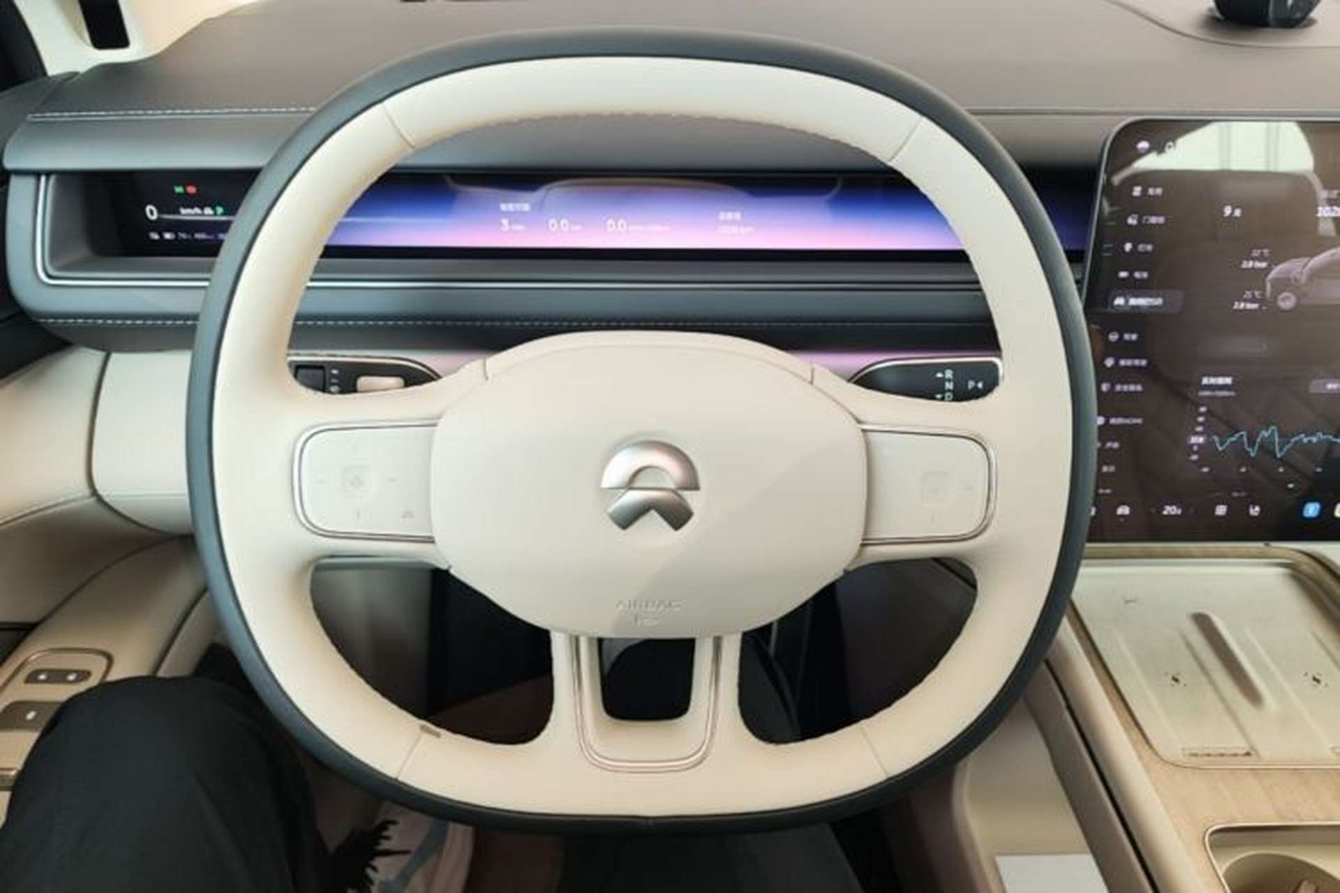Used Nio ES8 2026 Model 6-seat Executive Luxury Edition Steering Wheel