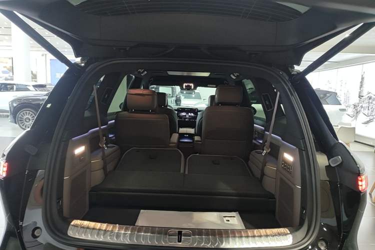 Used Nio ES8 2026 Model 6-seat Executive Luxury Edition Trunk
