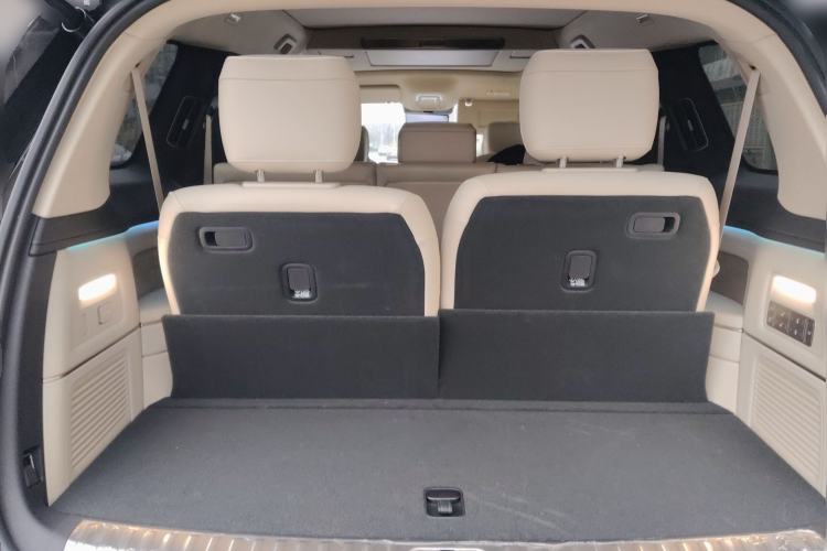 Used Nio ES8 2026 Model 7-seat Executive Luxury Edition Trunk