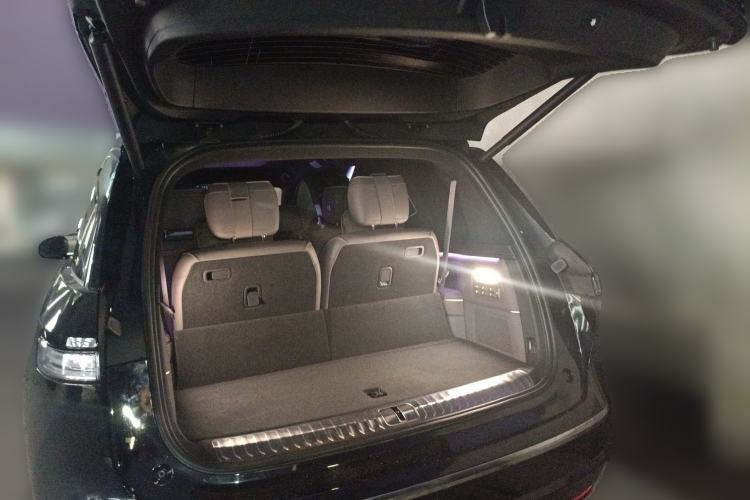 Used Nio ES8 2026 Model 6-seat Executive Signature Edition Trunk