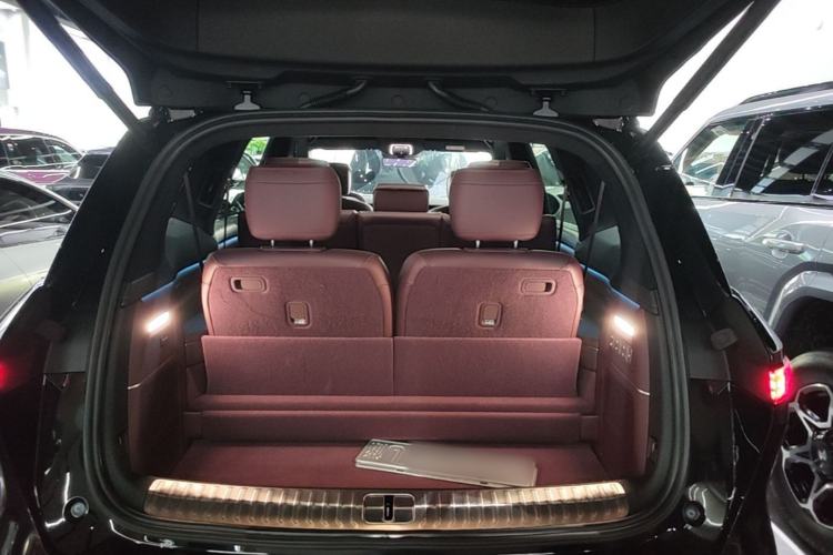 Used Nio ES8 2026 Model 7-seat Executive Luxury Edition Trunk