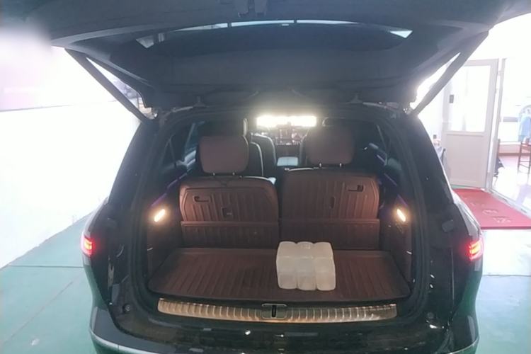 Used Nio ES8 2026 Model 6-seat Executive Luxury Edition Trunk