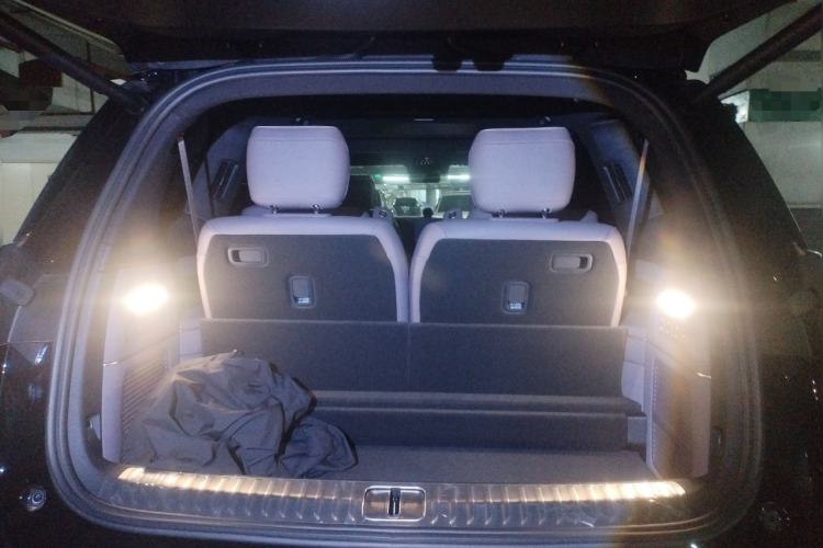 Used Nio ES8 2026 Model 6-seat Executive Signature Edition Trunk