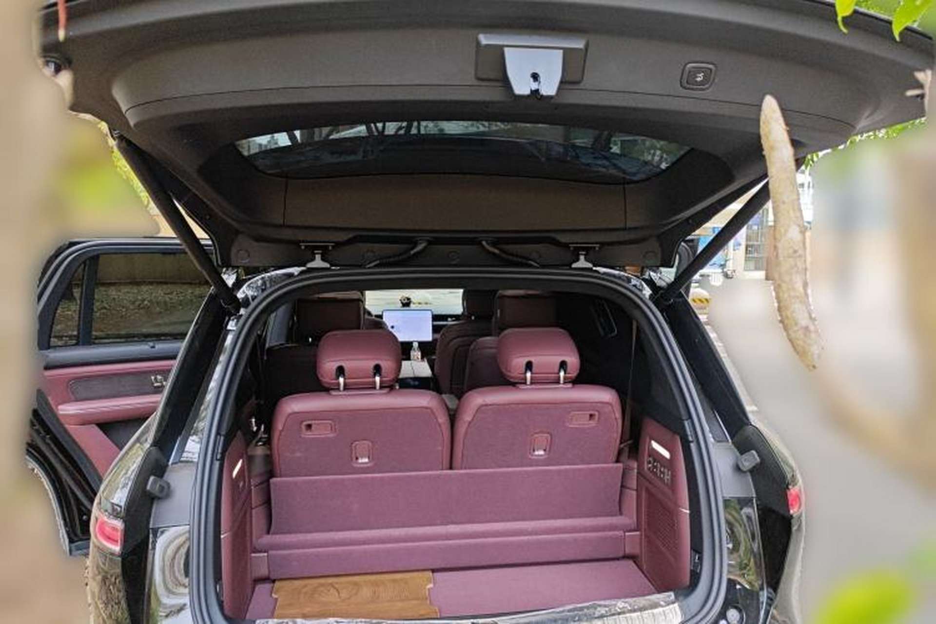 Used Nio ES8 2026 Model 6-seat Executive Luxury Edition Trunk