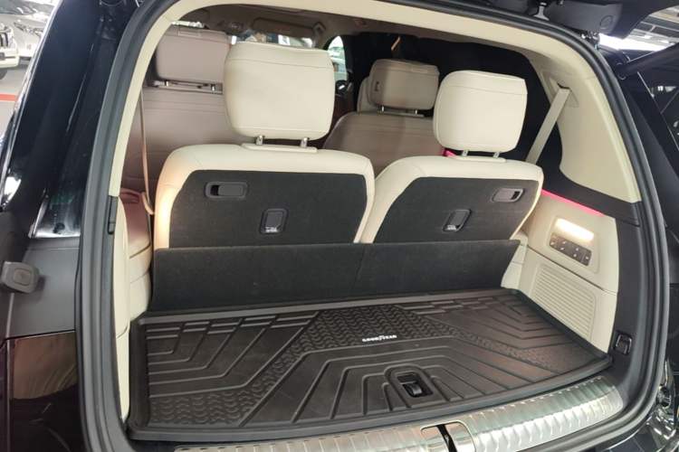 Used Nio ES8 2026 Model 6-seat Executive Signature Edition Trunk