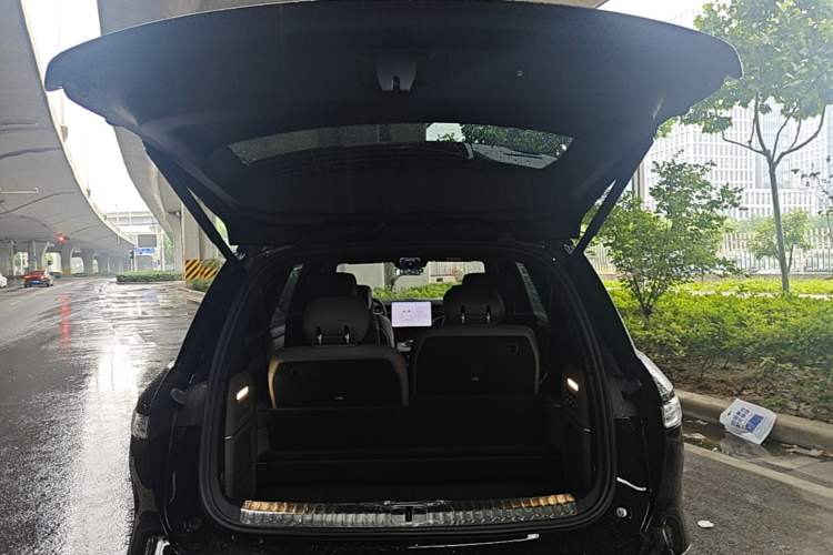 Used Nio ES8 2026 Model 6-seat Executive Luxury Edition Trunk