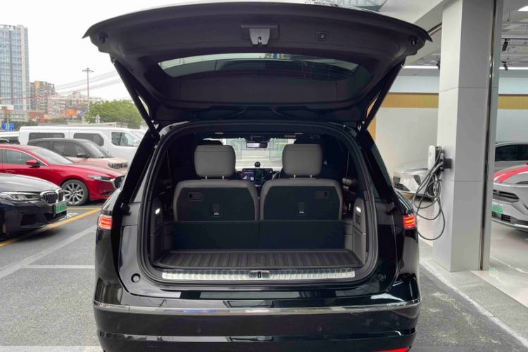 Used Nio ES8 2026 Model 6-seat Executive Signature Edition Trunk