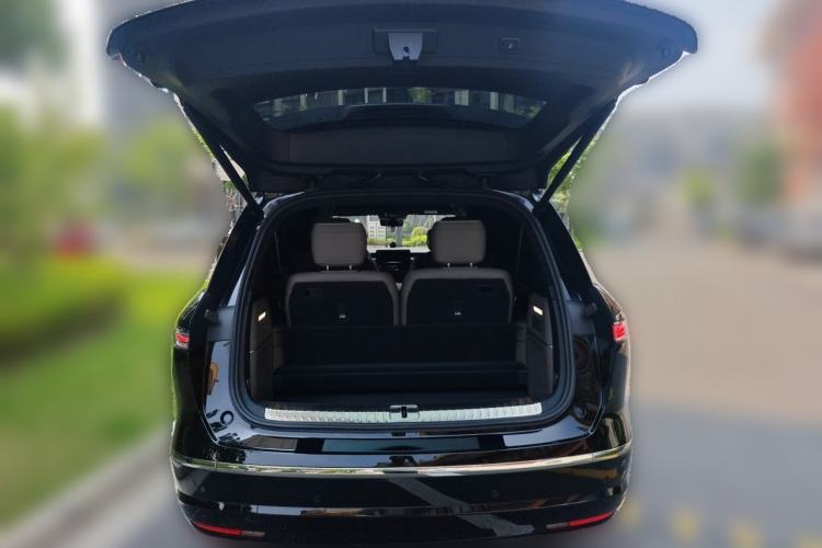 Used Nio ES8 2026 Model 6-seat Executive Signature Edition Trunk