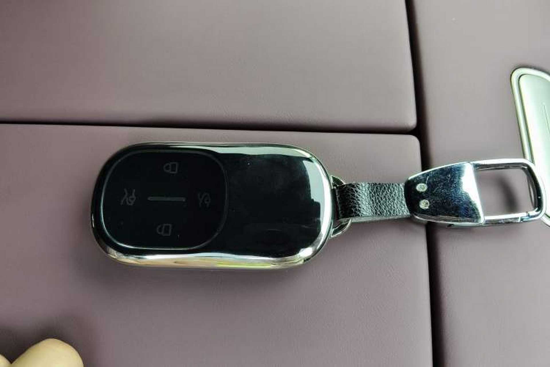 Used Nio ES8 2026 Model 6-seat Executive Signature Edition Vehicle Key