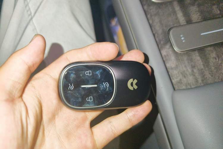 Used Nio ES8 2026 Model 6-seat Executive Luxury Edition Vehicle Key