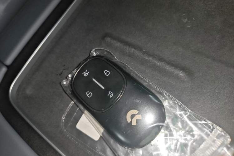 Used Nio ES8 2026 Model 6-seat Executive Luxury Edition Vehicle Key