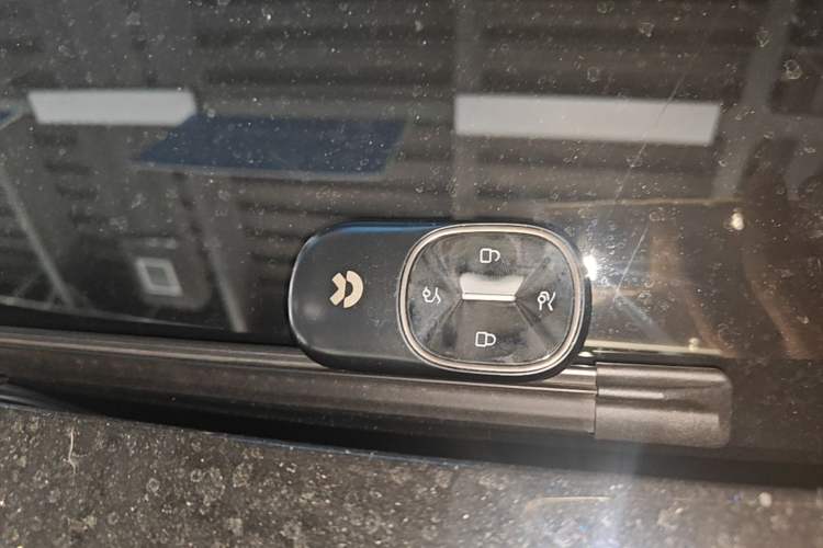 Used Nio ES8 2026 Model 6-seat Executive Luxury Edition Vehicle Key