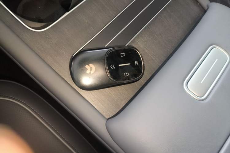 Used Nio ES8 2026 Model 6-seat Executive Luxury Edition Vehicle Key