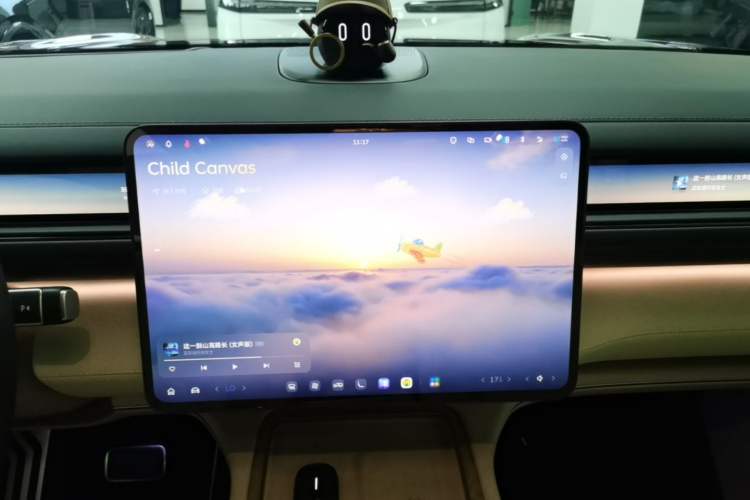 Used Nio ES8 2026 Model 6-seat Executive Signature Edition Audio And AC Panel