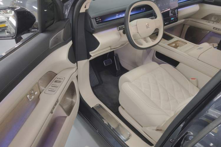 Used Nio ES8 2026 Model 6-seat Executive Signature Edition Driver Seat