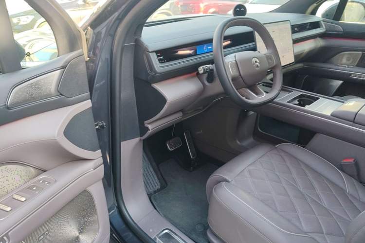 Used Nio ES8 2026 Model 6-seat Executive Luxury Edition Driver Seat