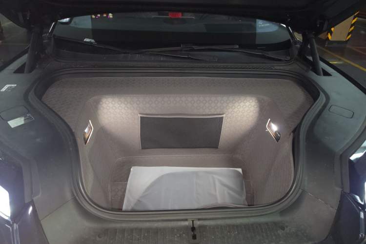 Used Nio ES8 2026 Model 6-seat Executive Signature Edition Engine Bay