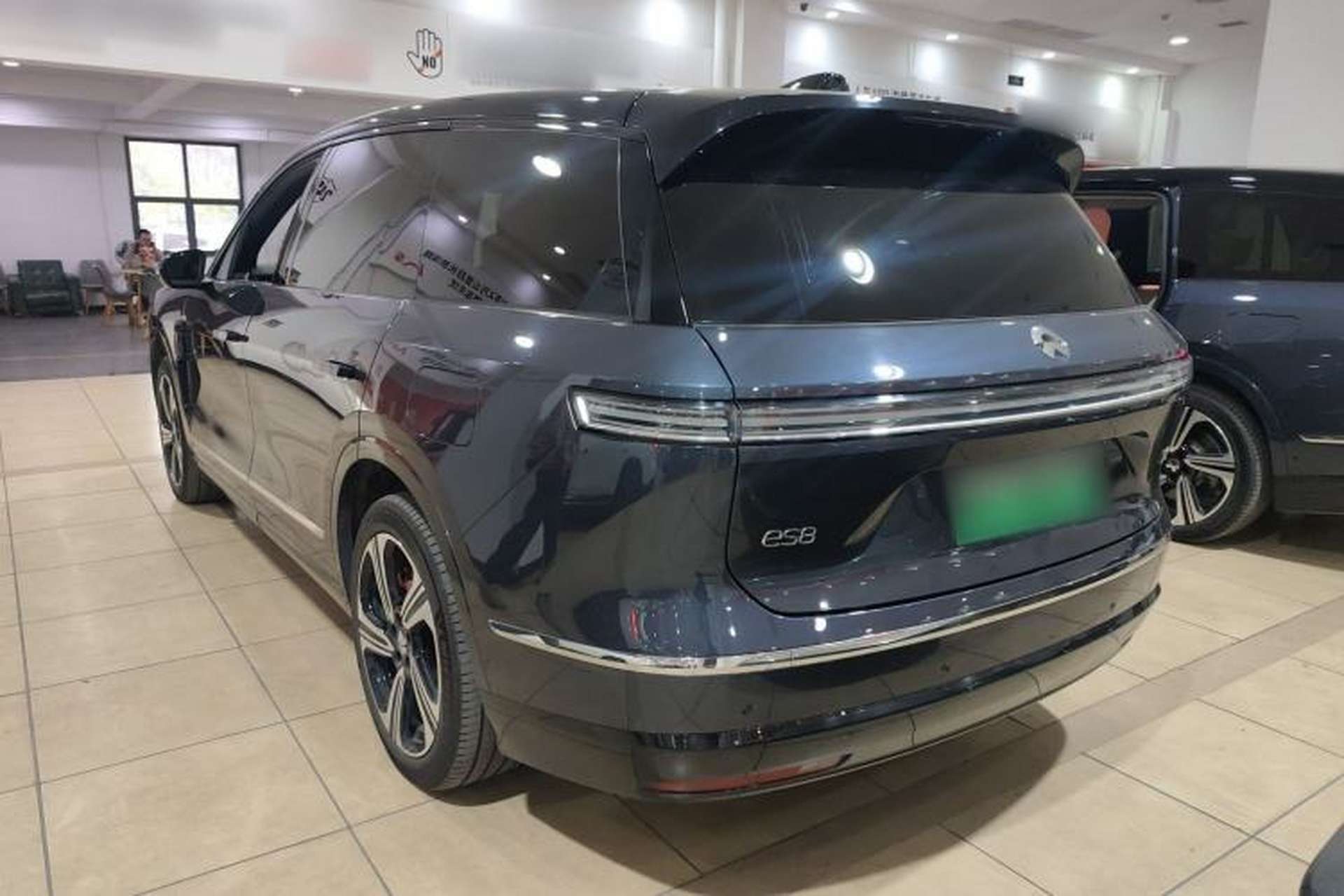 Used Nio ES8 2026 Model 6-seat Executive Luxury Edition Exterior 2