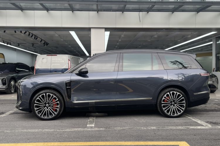 Used Nio ES8 2026 Model 6-seat Executive Signature Edition Exterior 3