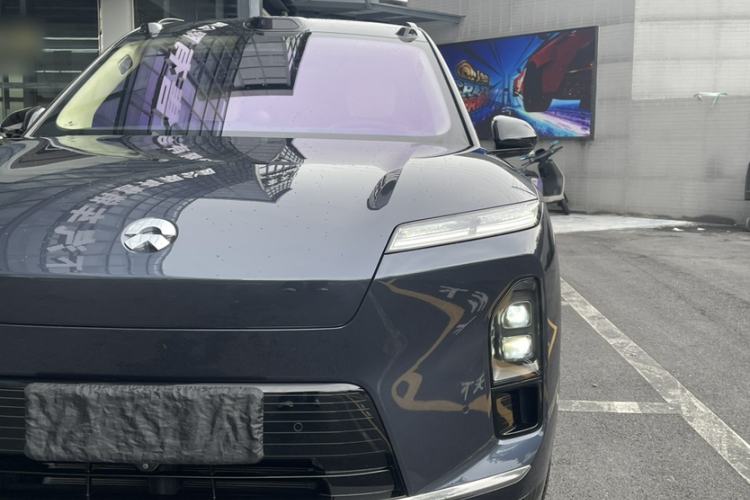 Used Nio ES8 2026 Model 6-seat Executive Signature Edition Exterior 4