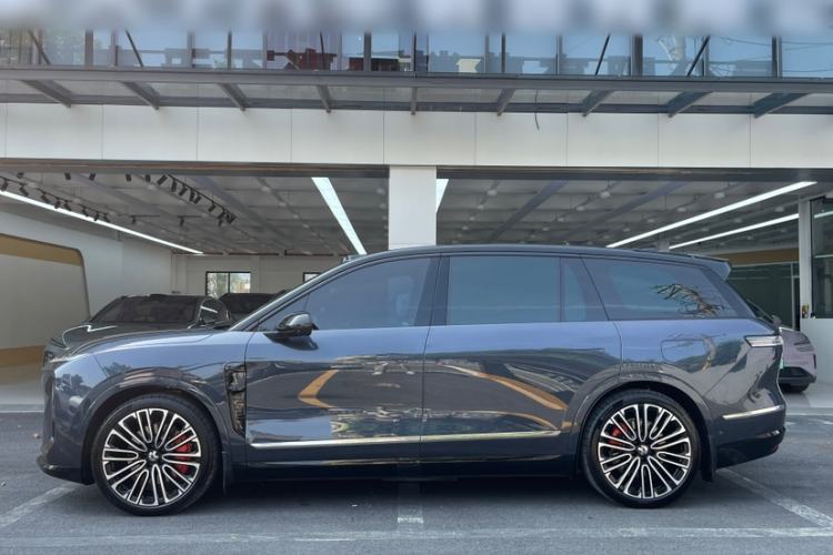 Used Nio ES8 2026 Model 6-seat Executive Signature Edition Exterior 5