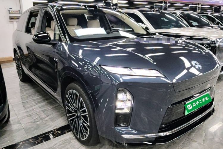 Used Nio ES8 2026 Model 6-seat Executive Signature Edition Front Right 45 Deg