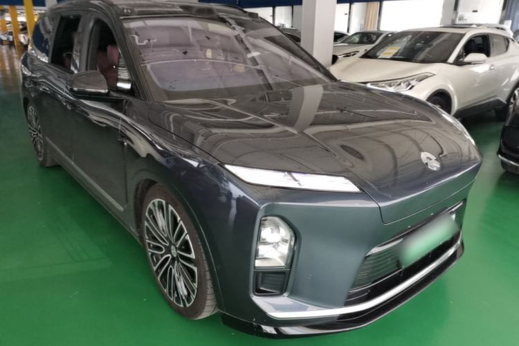 Used Nio ES8 2026 Model 6-seat Executive Signature Edition Front Right 45 Deg