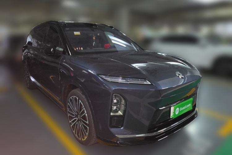 Used Nio ES8 2026 Model 6-seat Executive Signature Edition Front Right 45 Deg