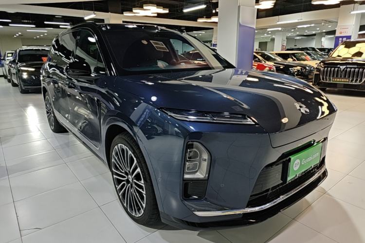 Used Nio ES8 2026 Model 6-seat Executive Signature Edition Front Right 45 Deg