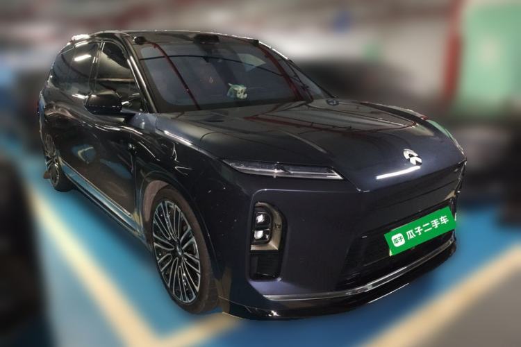 Used Nio ES8 2026 Model 6-seat Executive Signature Edition Front Right 45 Deg
