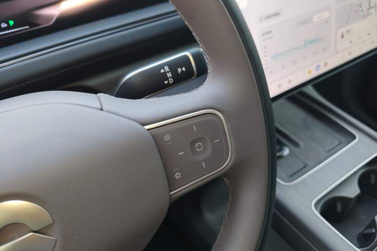 Used Nio ES8 2026 Model 6-seat Executive Luxury Edition Gear Lever