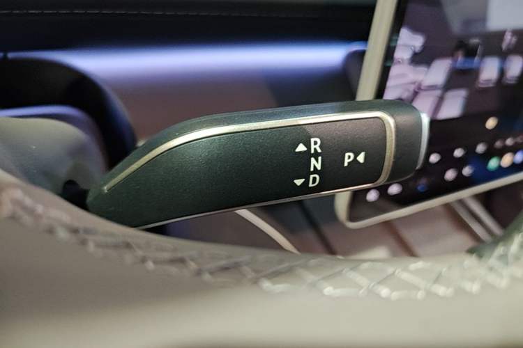 Used Nio ES8 2026 Model 6-seat Executive Signature Edition Gear Lever