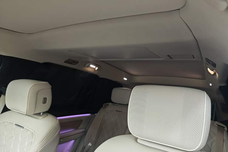 Used Nio ES8 2026 Model 6-seat Executive Signature Edition Headliner
