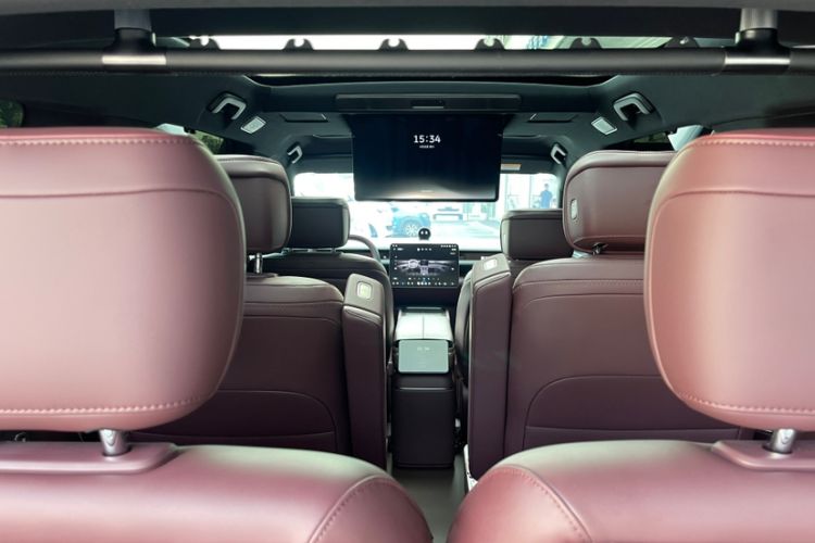 Used Nio ES8 2026 Model 6-seat Executive Signature Edition Interior 4