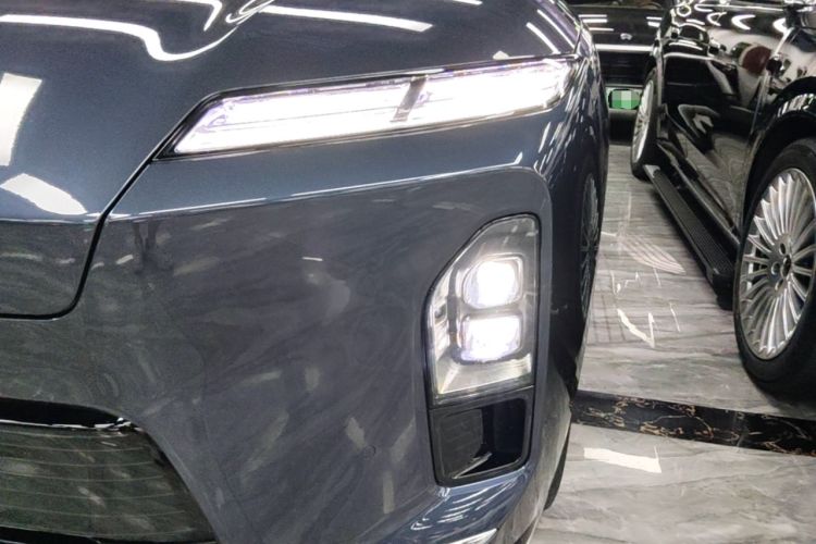 Used Nio ES8 2026 Model 6-seat Executive Signature Edition Left Front Headlight