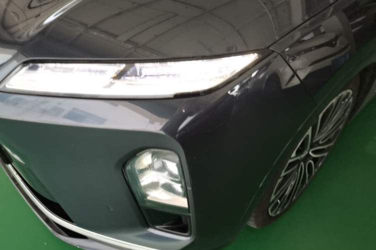 Used Nio ES8 2026 Model 6-seat Executive Signature Edition Left Front Headlight