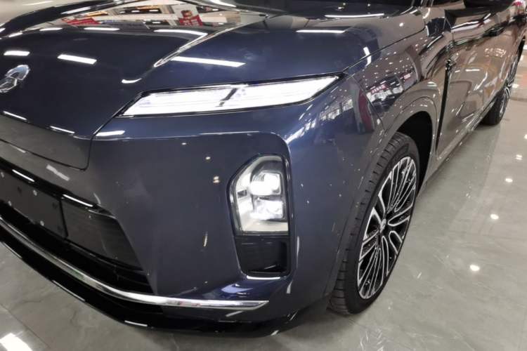 Used Nio ES8 2026 Model 6-seat Executive Signature Edition Left Front Headlight