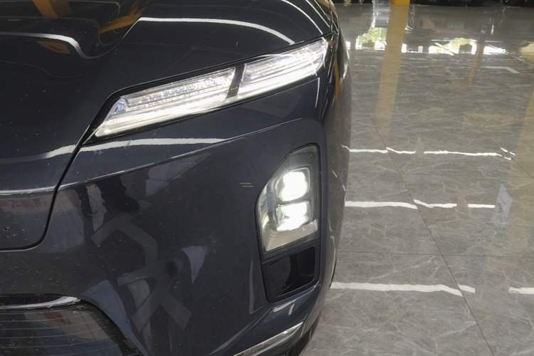 Used Nio ES8 2026 Model 6-seat Executive Signature Edition Left Front Headlight