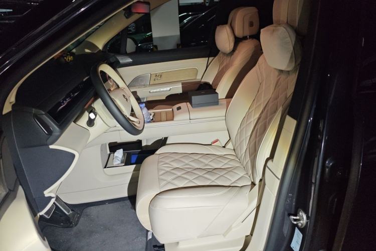 Used Nio ES8 2026 Model 6-seat Executive Signature Edition Left Front Seat