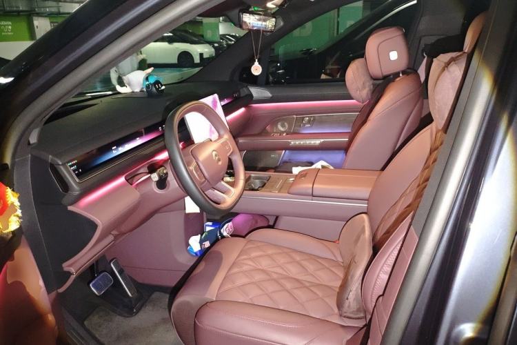 Used Nio ES8 2026 Model 6-seat Executive Signature Edition Left Front Seat