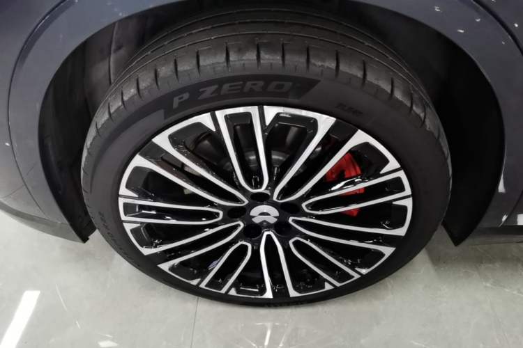 Used Nio ES8 2026 Model 6-seat Executive Signature Edition Left Front Wheel Hub