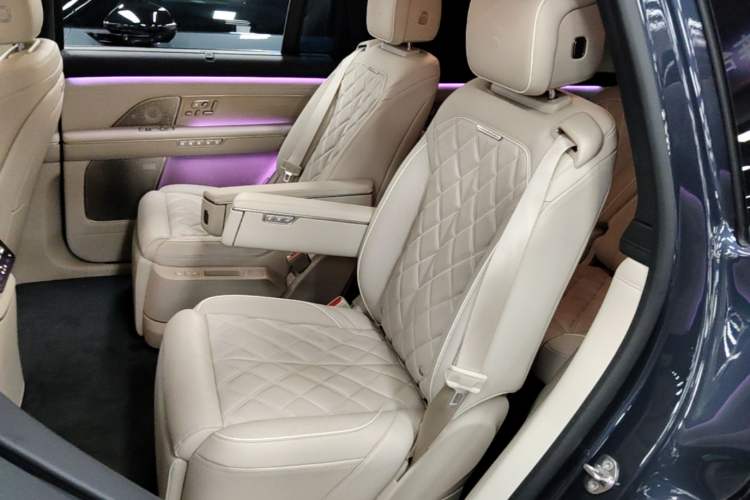 Used Nio ES8 2026 Model 6-seat Executive Signature Edition Left Rear Seat