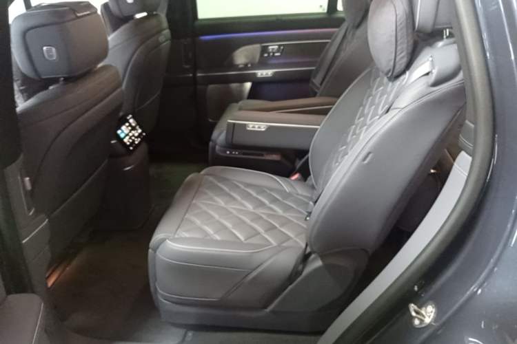 Used Nio ES8 2026 Model 6-seat Executive Luxury Edition Left Rear Seat