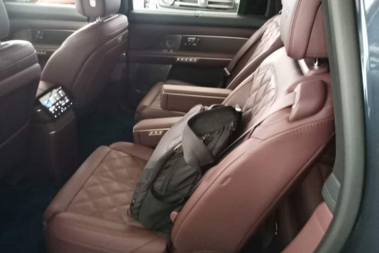 Used Nio ES8 2026 Model 6-seat Executive Signature Edition Left Rear Seat