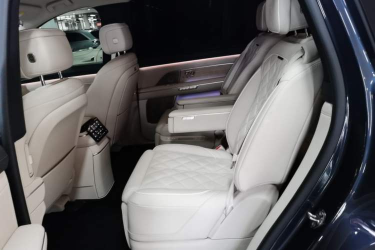 Used Nio ES8 2026 Model 6-seat Executive Signature Edition Left Rear Seat