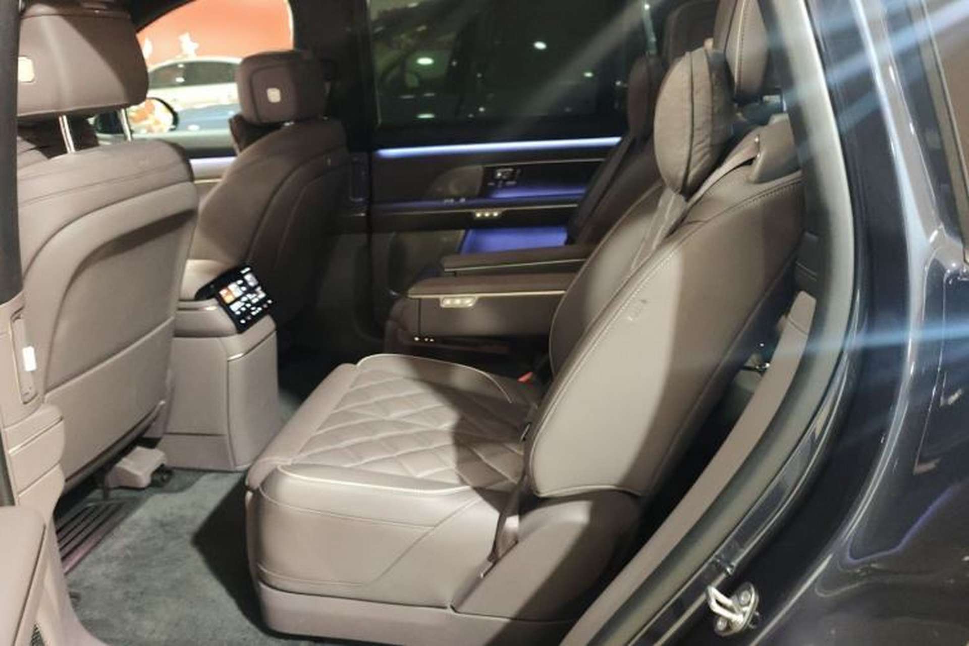 Used Nio ES8 2026 Model 6-seat Executive Luxury Edition Left Rear Seat