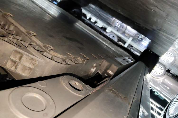 Used Nio ES8 2026 Model 6-seat Executive Signature Edition Left Side Sill